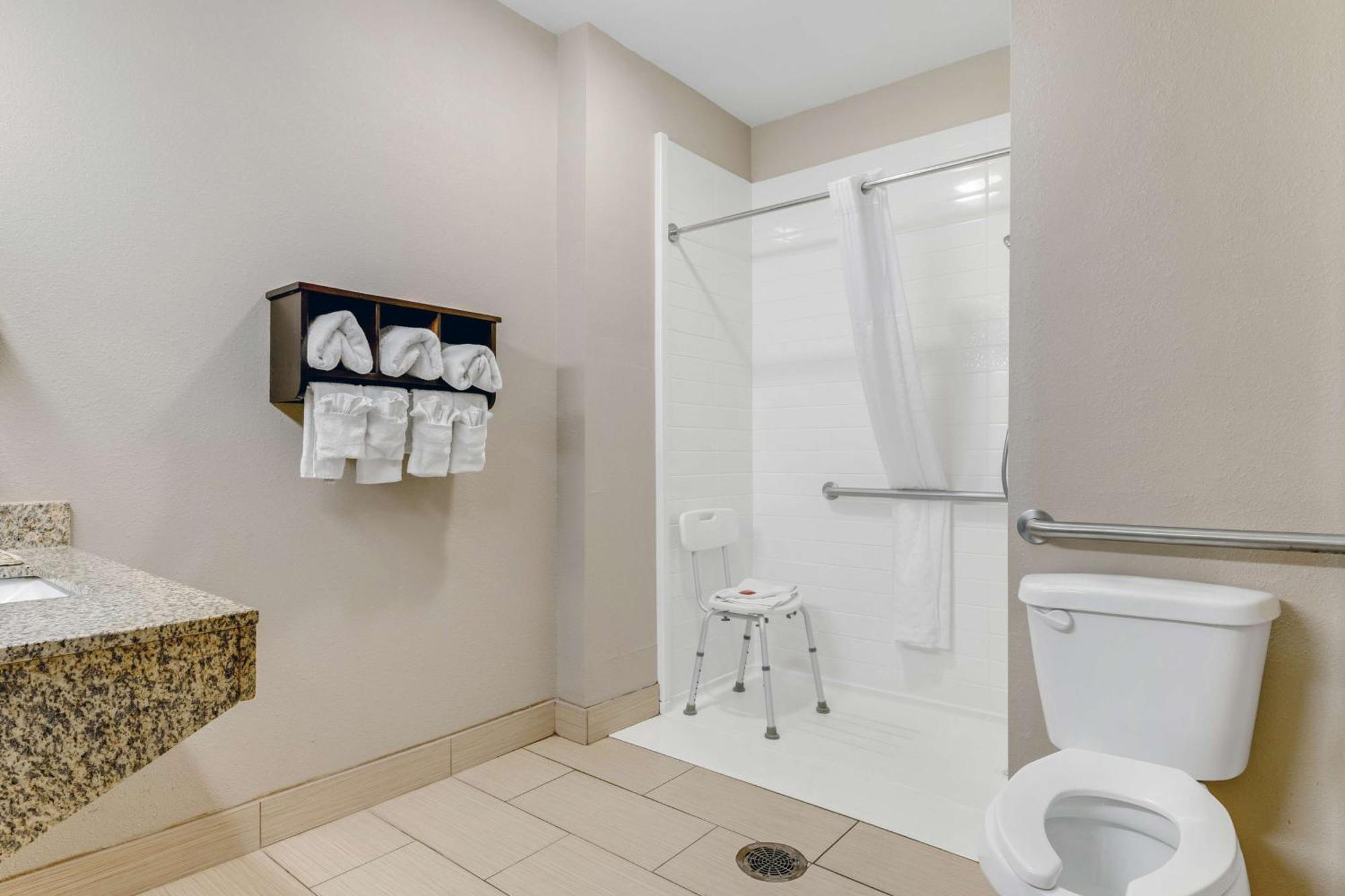 Surestay Plus Hotel By Best Western Owasso Tulsa North Экстерьер фото